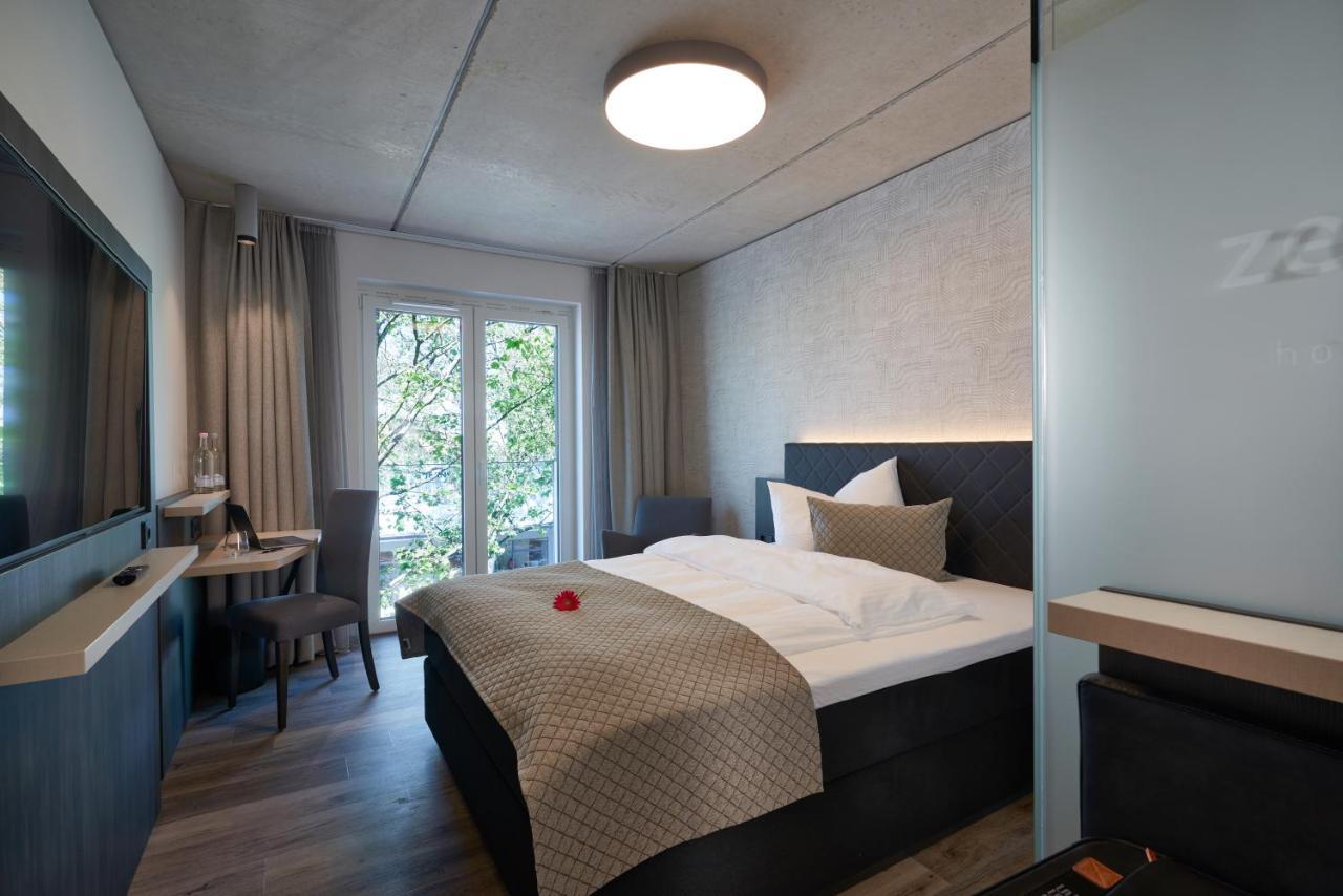 Hotel Zeitgeist Warburg Rum bild